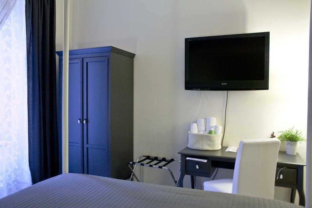 Happy Stay Guesthouse Roma Phòng bức ảnh