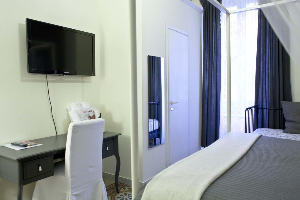 Happy Stay Guesthouse Roma Phòng bức ảnh