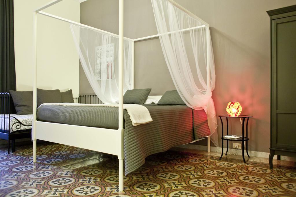 Happy Stay Guesthouse Roma Phòng bức ảnh