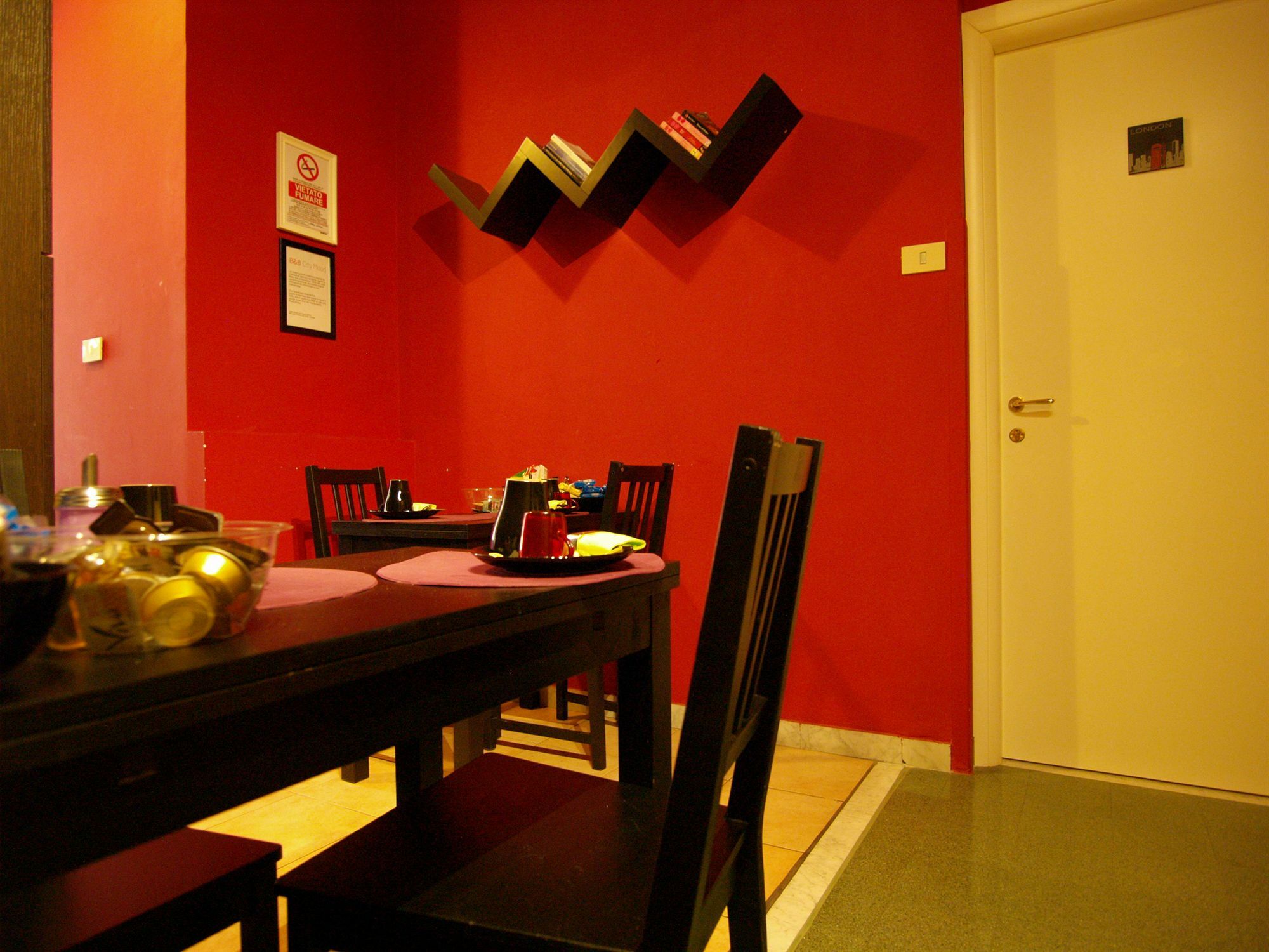 Happy Stay Guesthouse Roma Ngoại thất bức ảnh